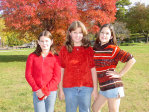 Valerie, Rachie & Amanda - Lake George Oct 2004